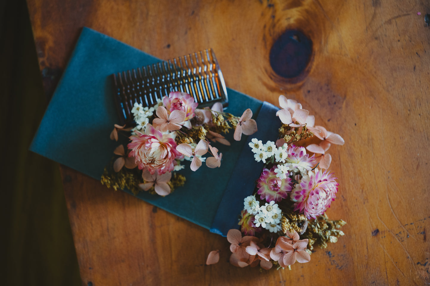 Everlasting Buttonhole Pocket Square