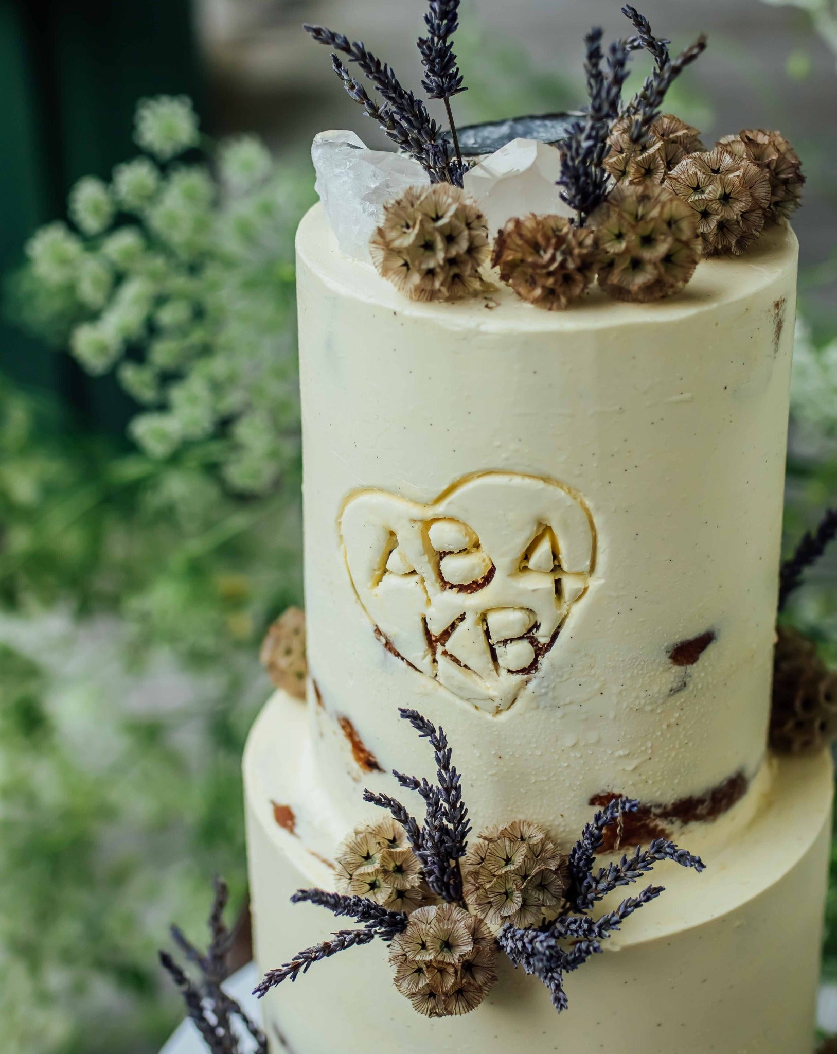 The Wildstyler Wedding Cake Flowers